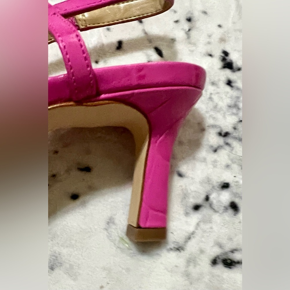 Michael Kors Fuchsia Slingback Heels - Picture 7 of 9